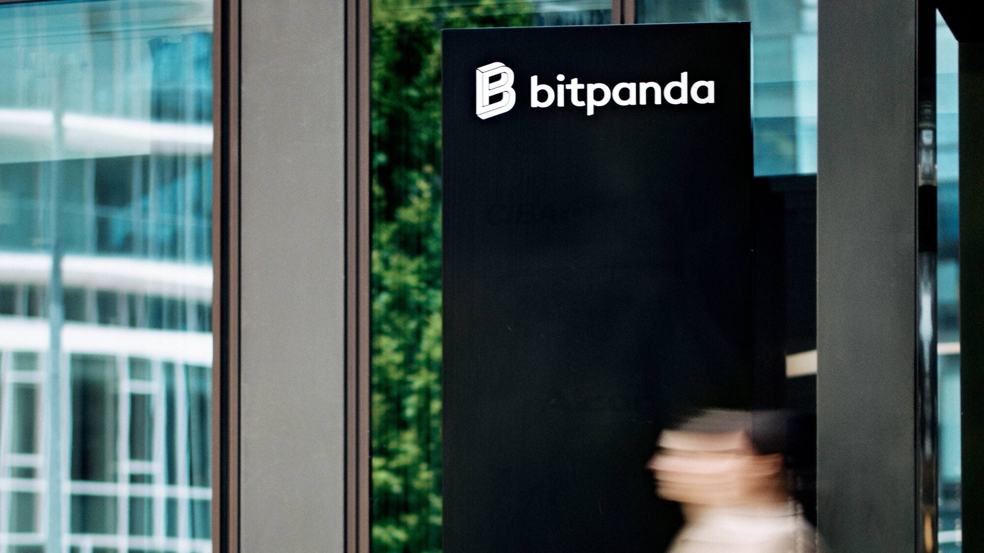 Bitpanda & Postfinance